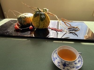 画像: 「冬至」の室礼と紅茶